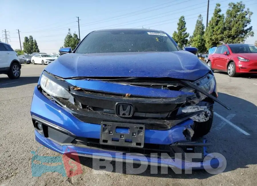 19XFC2F82KE210569 Photo# 5