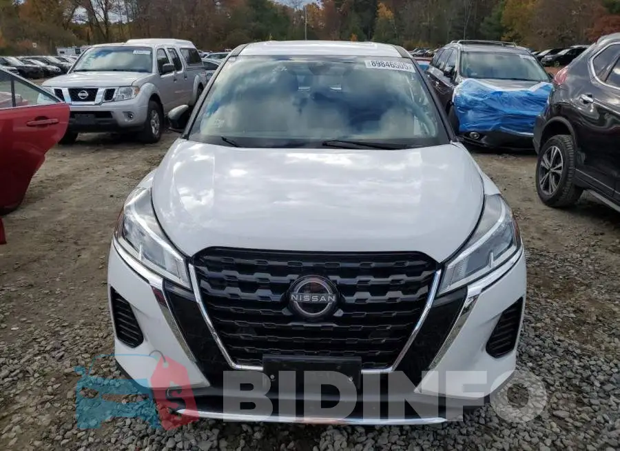3N1CP5BV3RL513924 Photo# 5