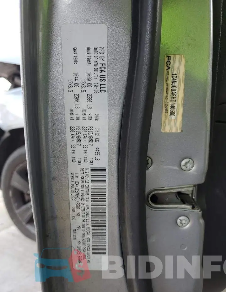1C4NJCBA6HD146580 Photo# 12