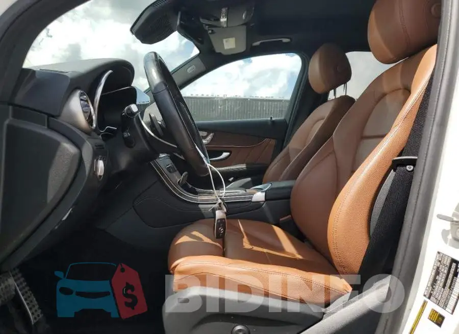 W1N0G8EB9LF839255 Photo# 7