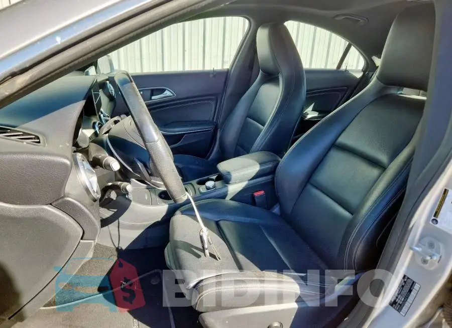 WDDSJ4EB2JN570731 Photo# 7
