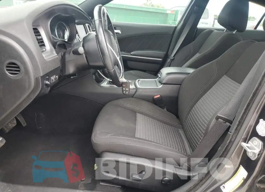 2C3CDXBG5PH528969 Photo# 7