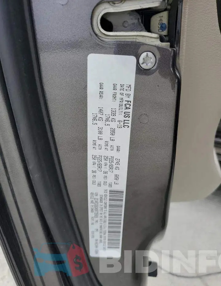 2C4RDGBGXKR735026 Photo# 13