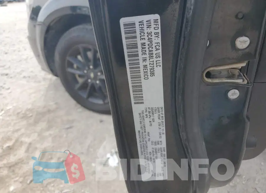3C4PDCAB8LT279385 Photo# 12