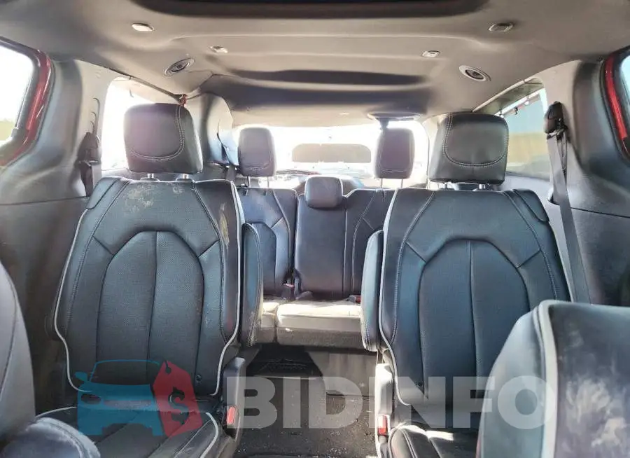 2C4RC1GG8SR580128 Photo# 10