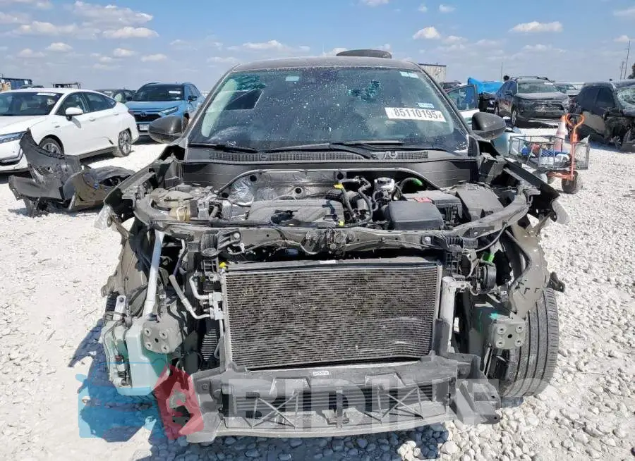 KL77LFE2XRC114759 Photo# 5