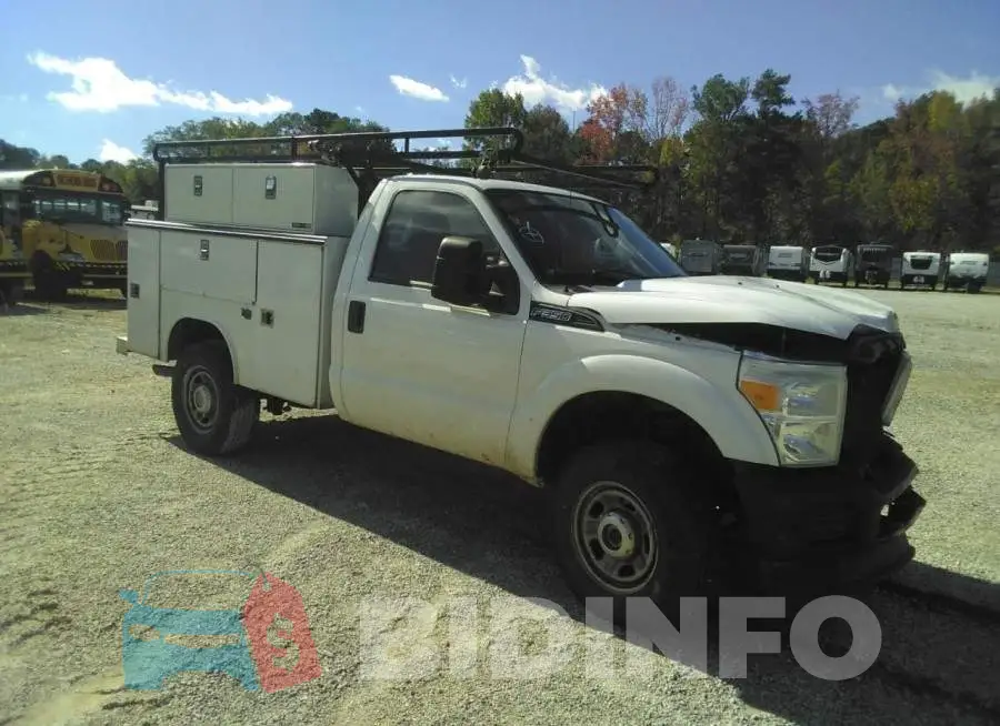 1FDRF3B6XGEC54901 Photo# 4