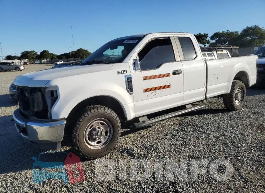 1FT7X2A62LEE77609 Photo# 1