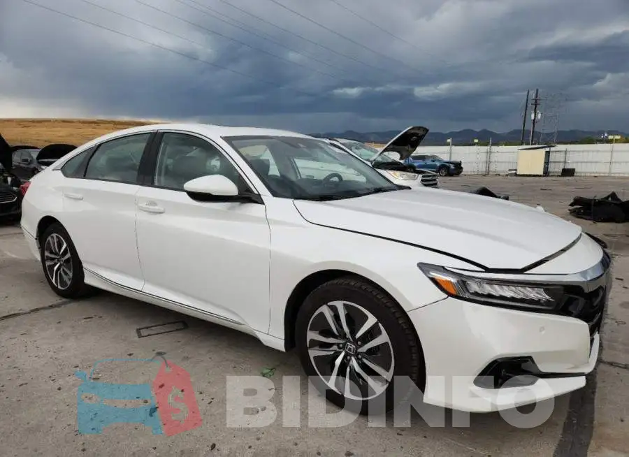 1HGCV3F55MA021883 Photo# 4
