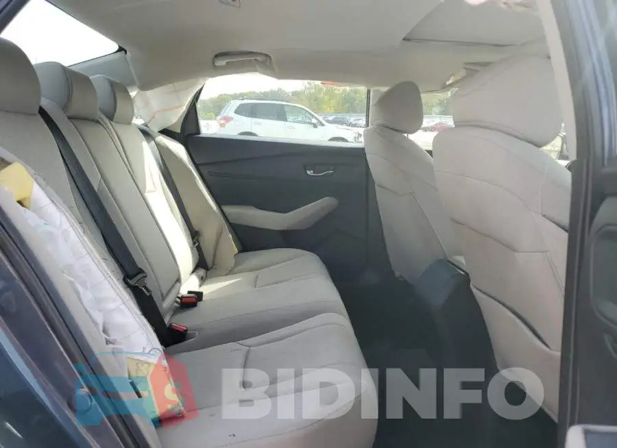 1HGCY1F35RA010884 Photo# 10