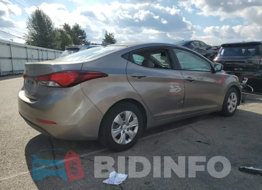 5NPDH4AE3GH717890 Photo# 3
