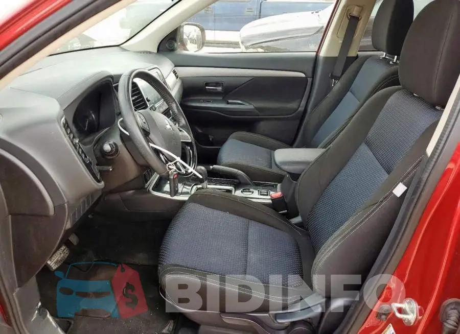 JA4AD3A36JZ016035 Photo# 7