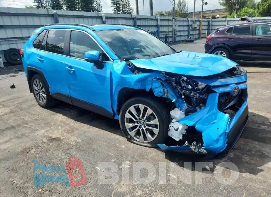 2T3C1RFV6KW056993 Photo# 4
