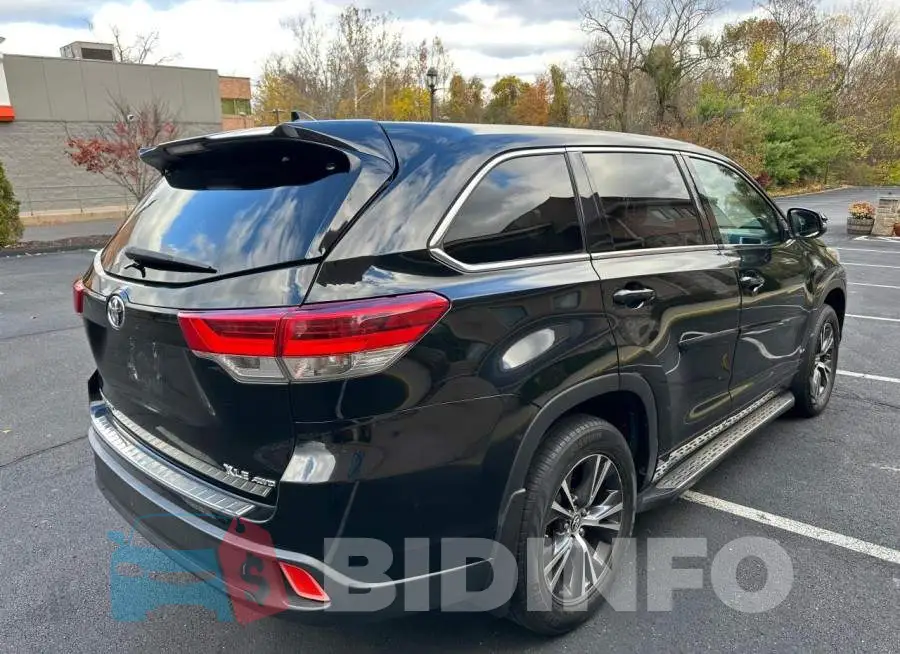 5TDBZRFH1JS907936 Photo# 3