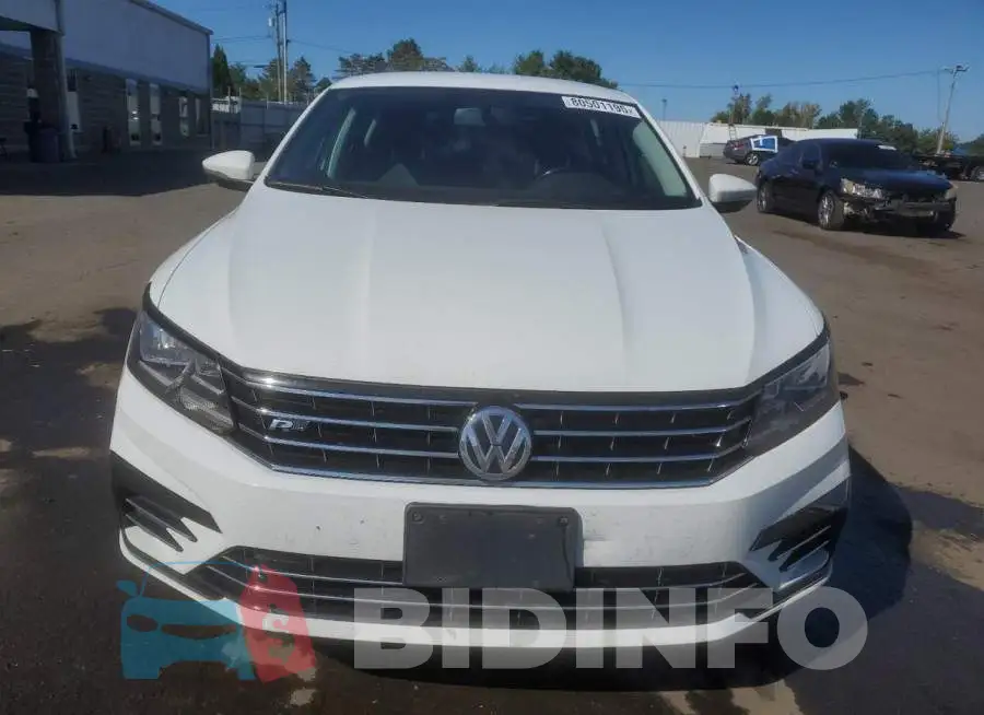 1VWDT7A35HC068182 Photo# 5