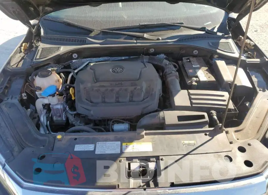 1VWSA7A35MC001542 Photo# 11