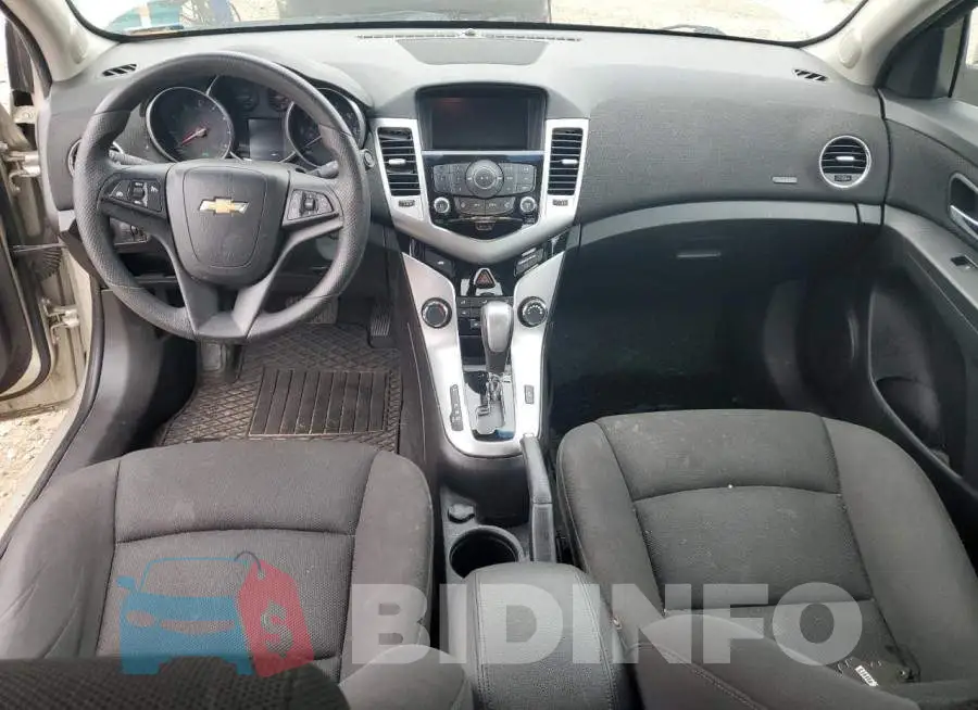 1G1PE5SB3G7142770 Photo# 8