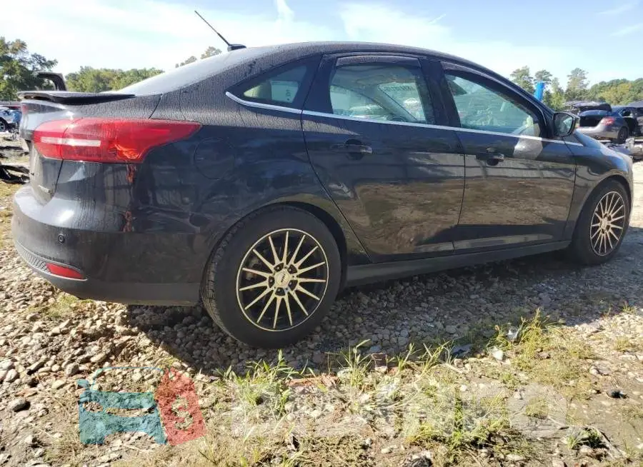 1FADP3J28HL338762 Photo# 3