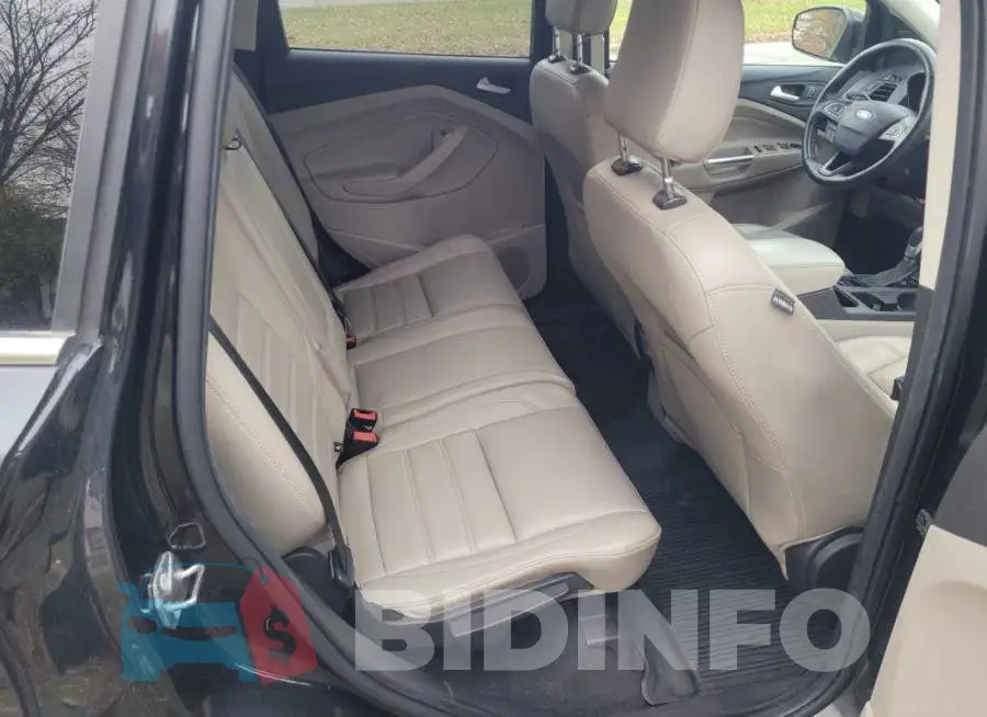 1FMCU9HD8KUB25252 Photo# 6