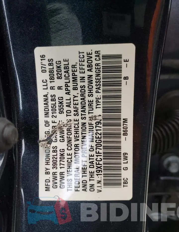 19XFC1F70GE217903 Photo# 12