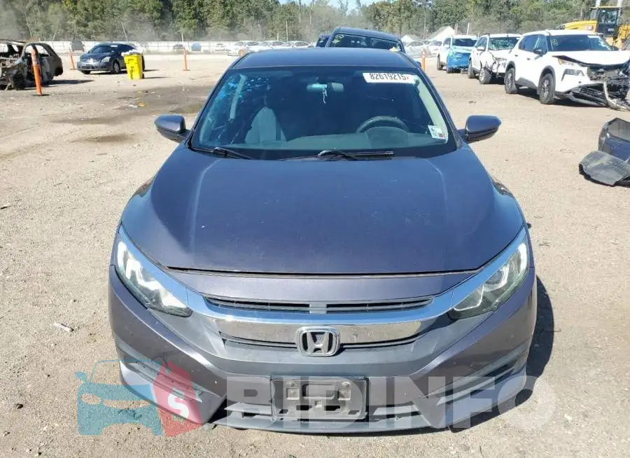 19XFC2F50HE224274 Photo# 5