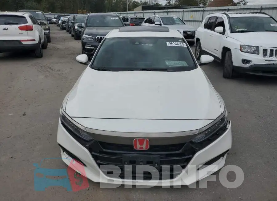 1HGCV2F37JA046515 Photo# 5