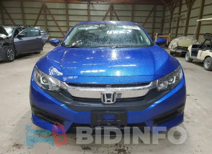 2HGFC2F52JH043656 Photo# 5