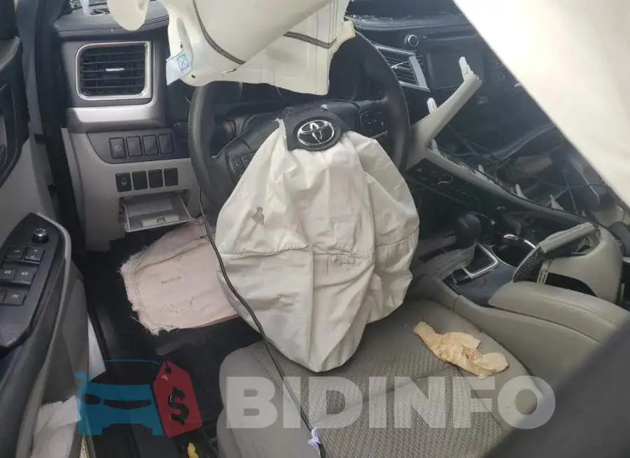 5TDBZRFH9HS462100 Photo# 8