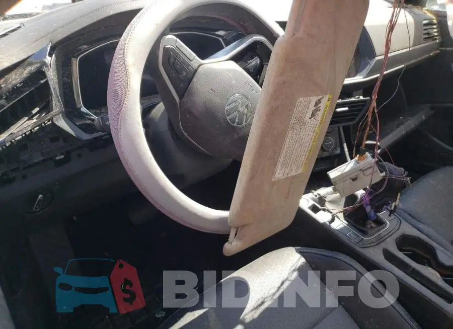 3VW7M7BU1NM031237 Photo# 8