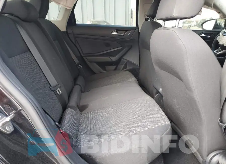3VWN57BU9KM227815 Photo# 10