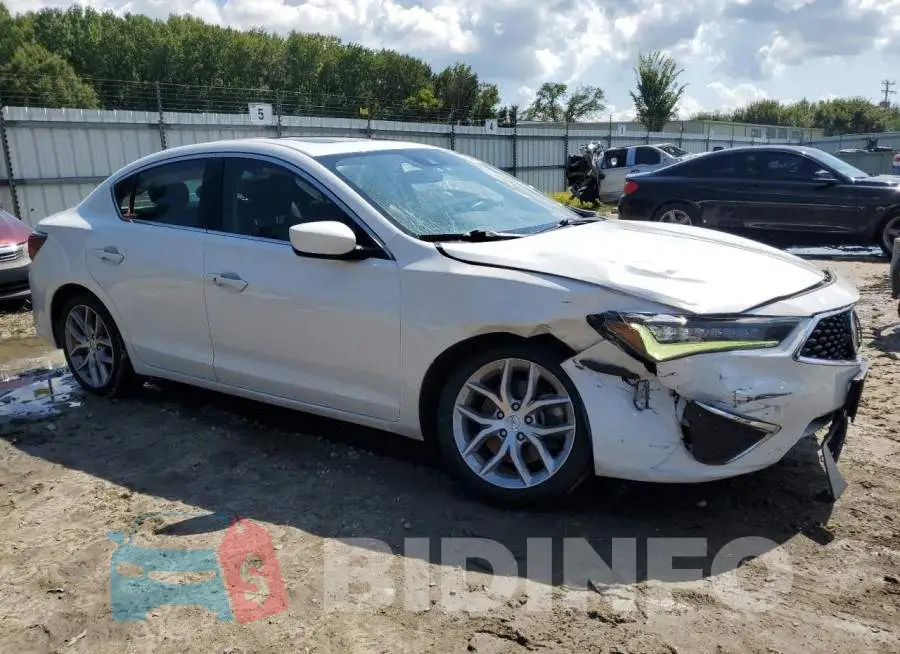 19UDE2F35MA004840 Photo# 4
