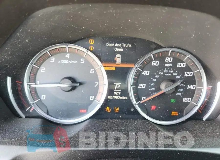 19UUB3F81LY000185 Photo# 9