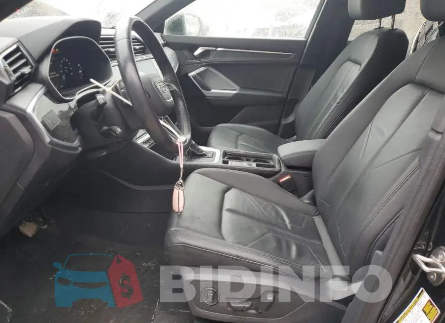 WA1DECF35N1052645 Photo# 7