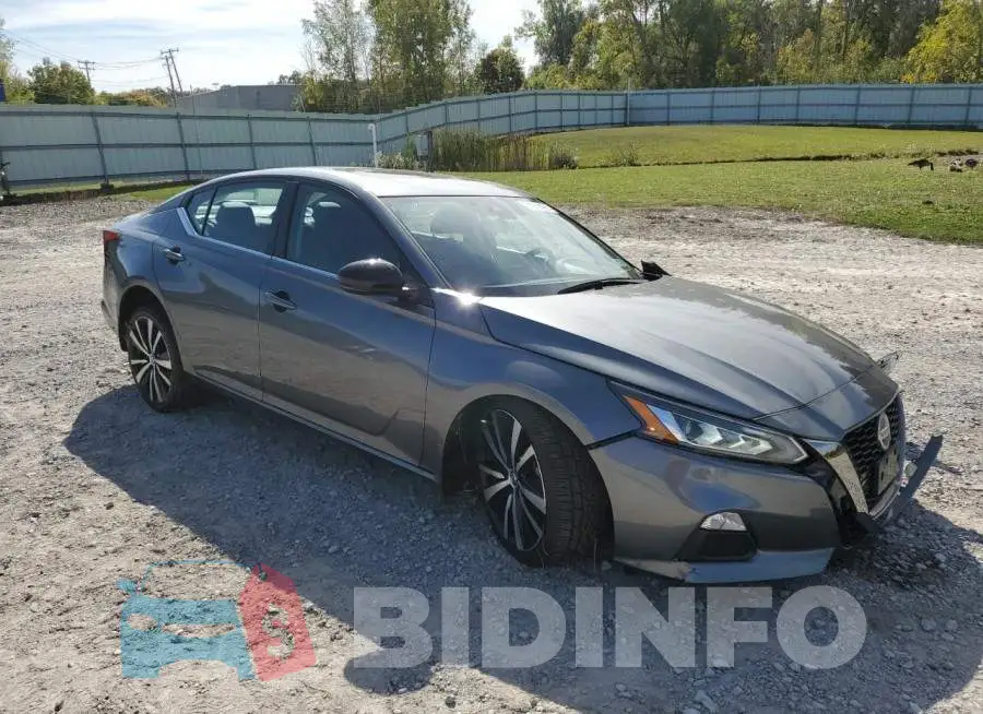 1N4BL4CV5LC180924 Photo# 4
