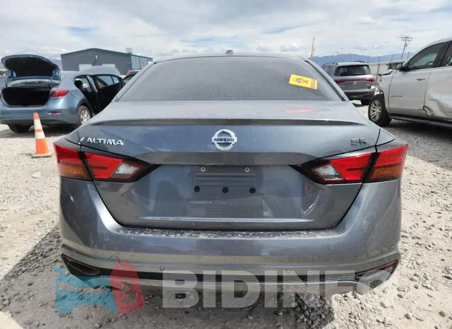 1N4BL4CV9LN310272 Photo# 6