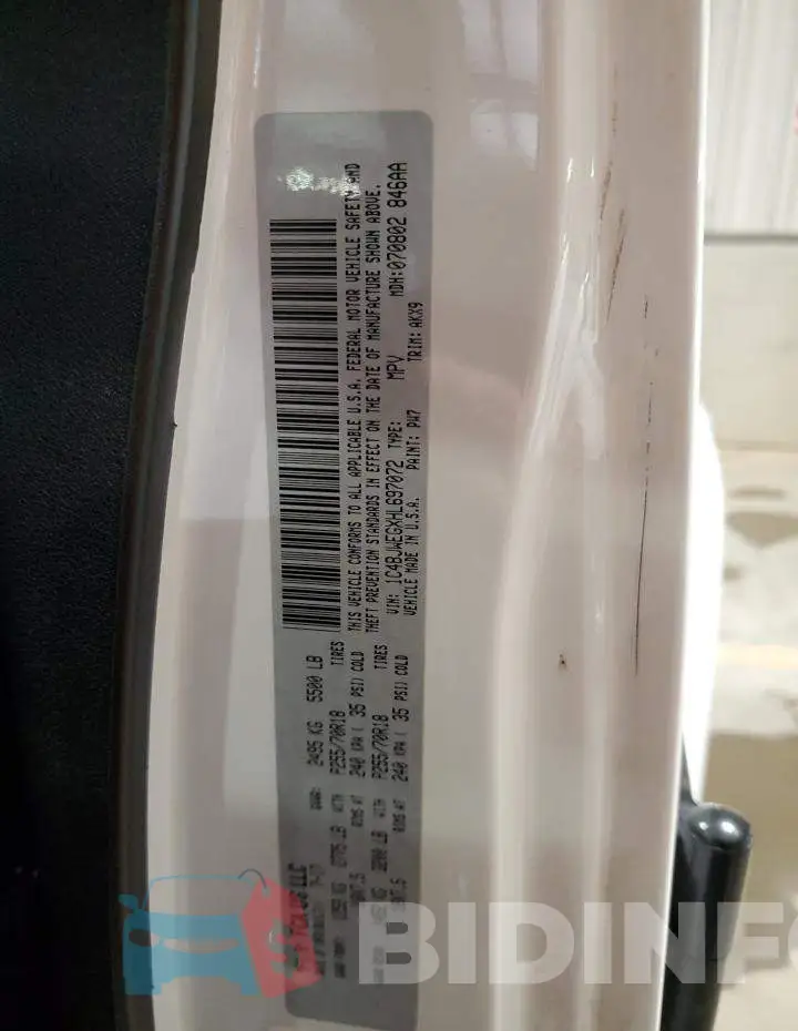 1C4BJWEGXHL697072 Photo# 12