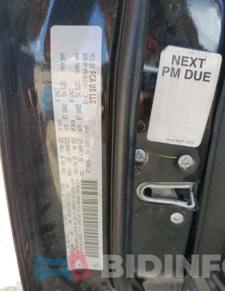 1C4PJLLB5KD184194 Photo# 12