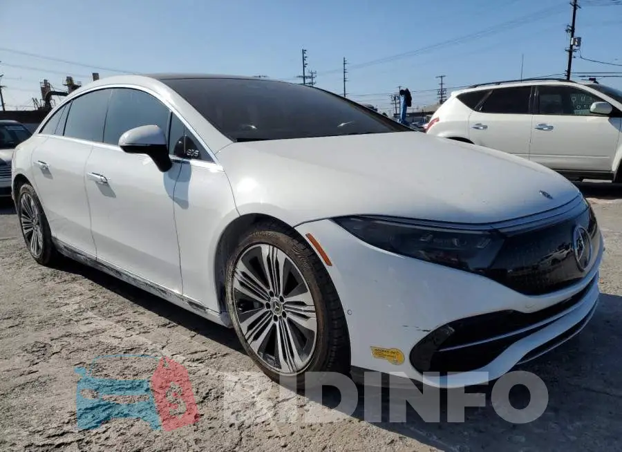W1KCG2DB2NA014490 Photo# 4