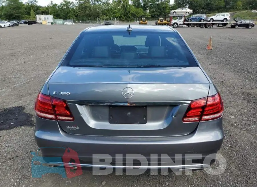 WDDHF5KB6GB304628 Photo# 6