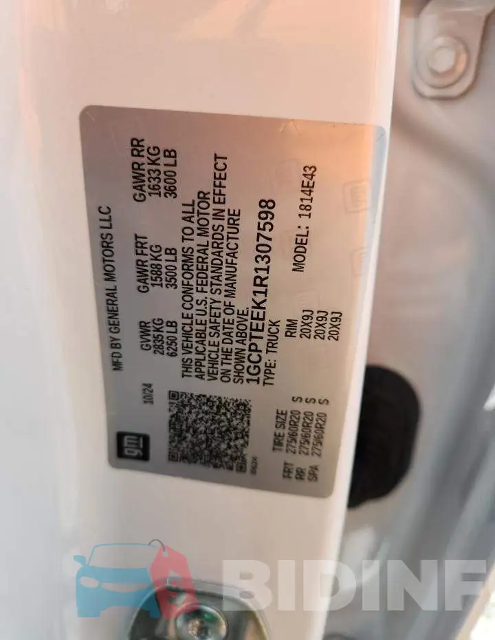 1GCPTEEK1R1307598 Photo# 12