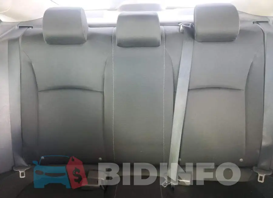 19XFC2F50GE065268 Photo# 10