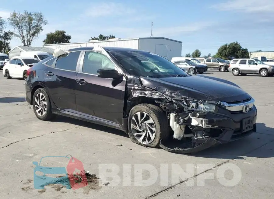 19XFC2F78GE205746 Photo# 4