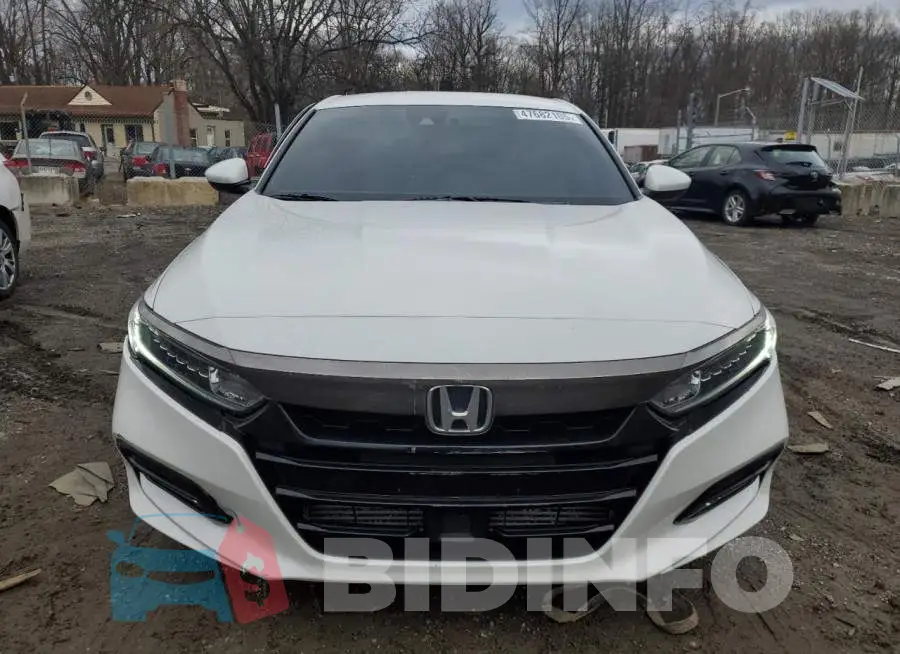 1HGCV1F31KA159629 Photo# 5