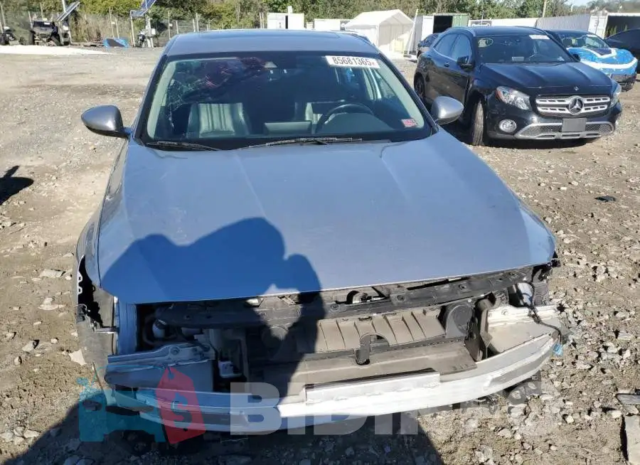 1HGCV1F51JA013733 Photo# 5