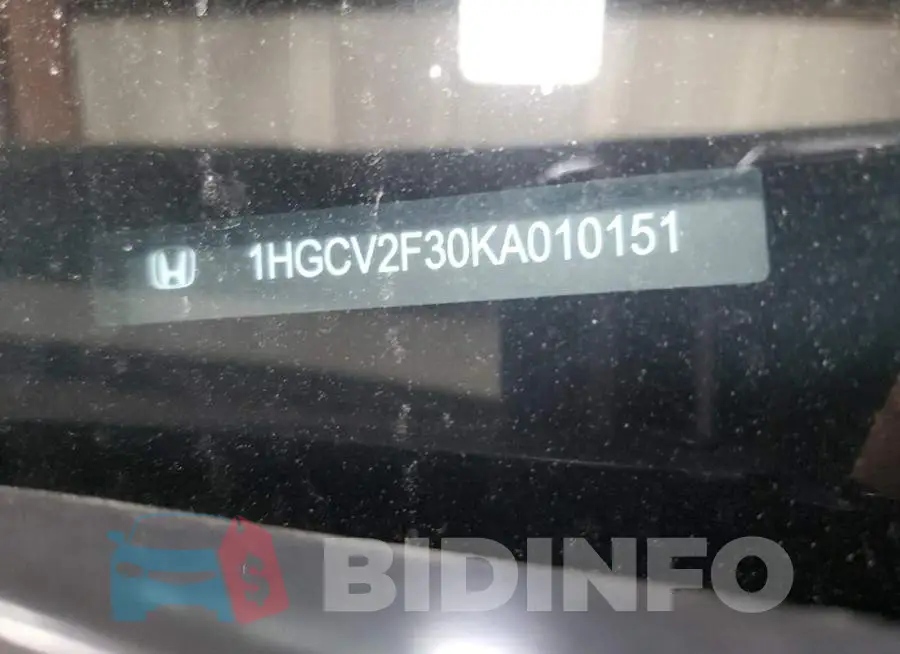 1HGCV2F30KA010151 Photo# 12