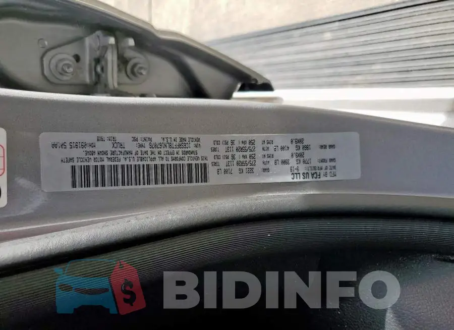 1C6SRFFT8LN167076 Photo# 13