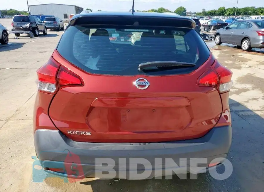 3N1CP5CU0JL509839 Photo# 6