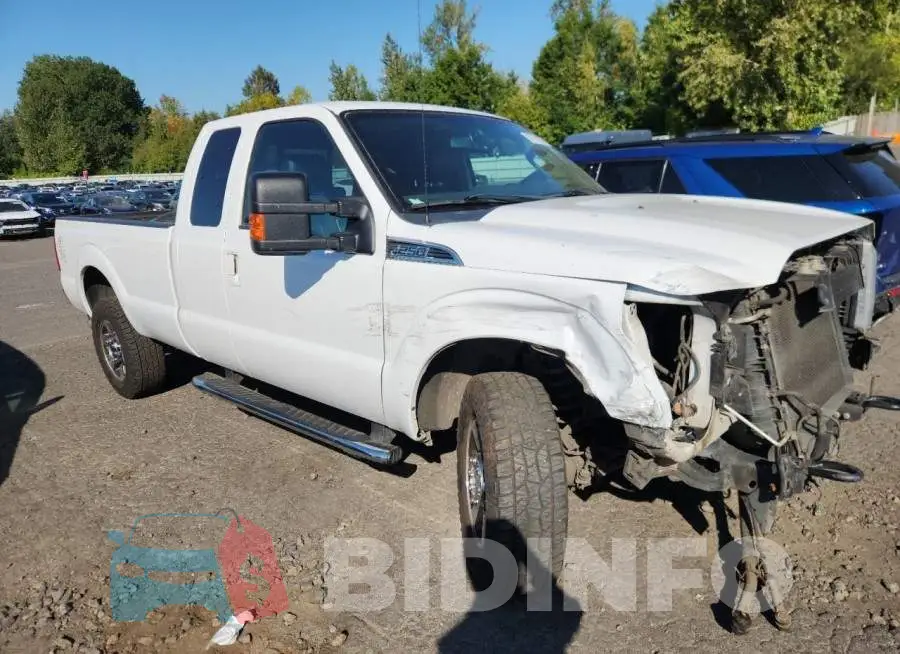 1FT7X2B68GEA28844 Photo# 4