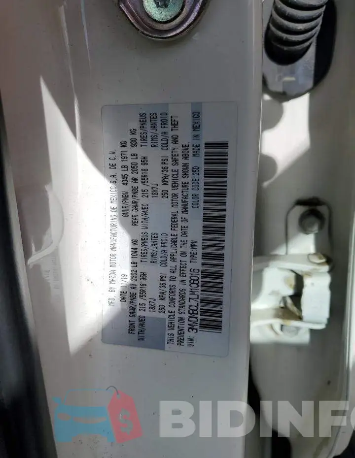 3MVDMBCL7LM106016 Photo# 14