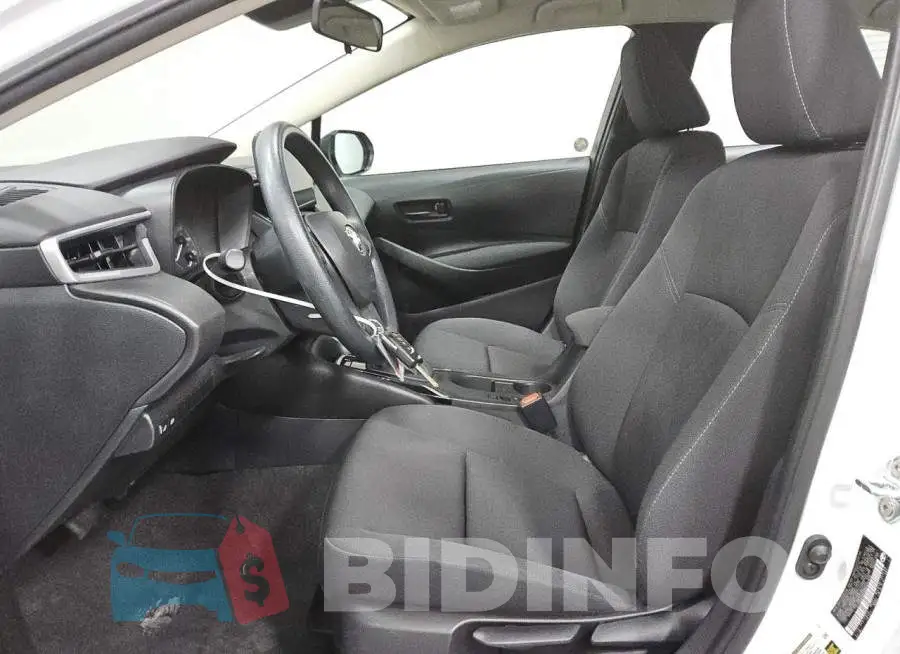 5YFB4MDE6RP125890 Photo# 7